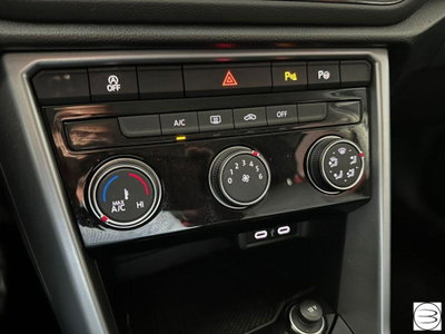 Volkswagen T-Roc 2.0 tdi Style 115cv (13)