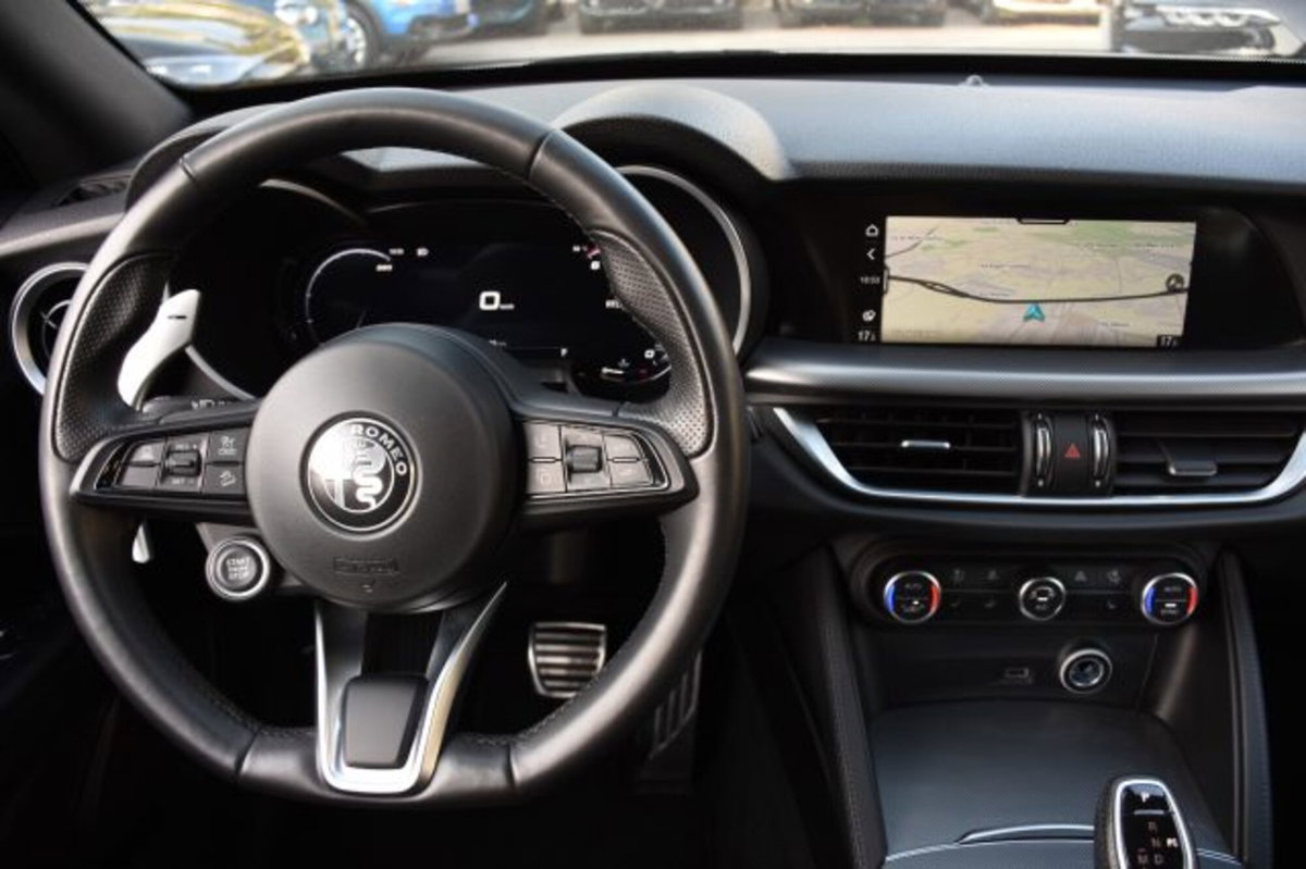 Alfa Romeo Stelvio Stelvio 2.2 Turbodiesel 210 CV AT8 Q4 Veloce (9)