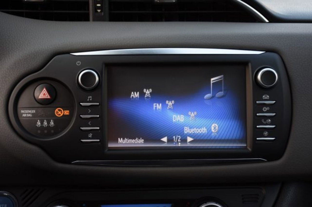 Toyota Yaris Cross 1.5 Hybrid 5p. E-CVT Premiere (12)