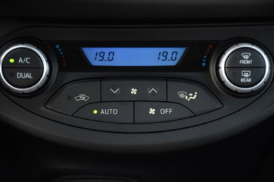 Toyota Yaris Cross 1.5 Hybrid 5p. E-CVT Premiere (15)