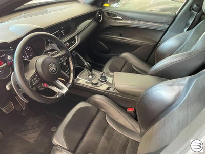 Alfa Romeo Stelvio Stelvio 2.9 Bi-Turbo V6 510 CV AT8 Quadrifoglio (11)