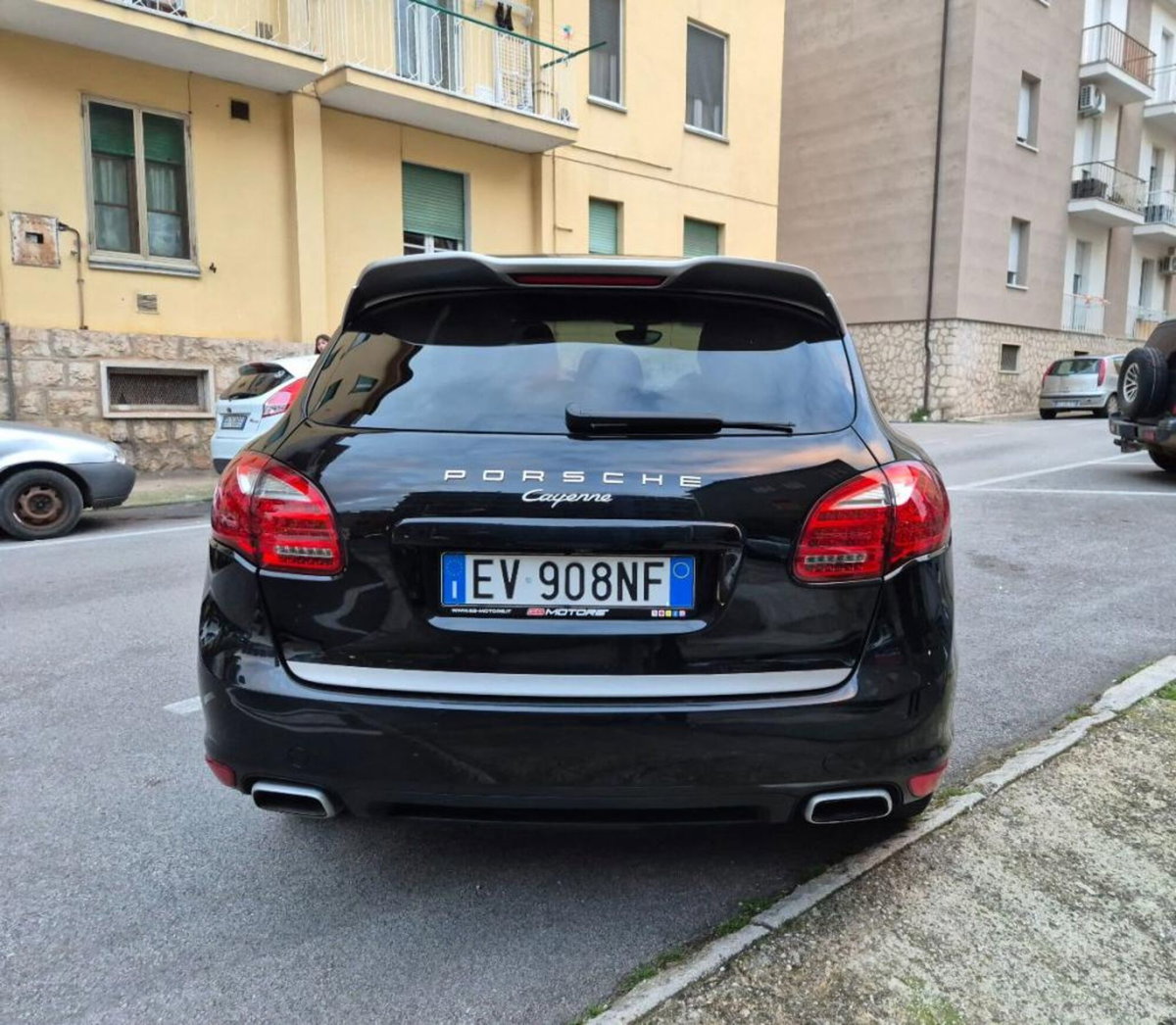 Porsche Cayenne 3.0 Diesel Platinum Edition (11)