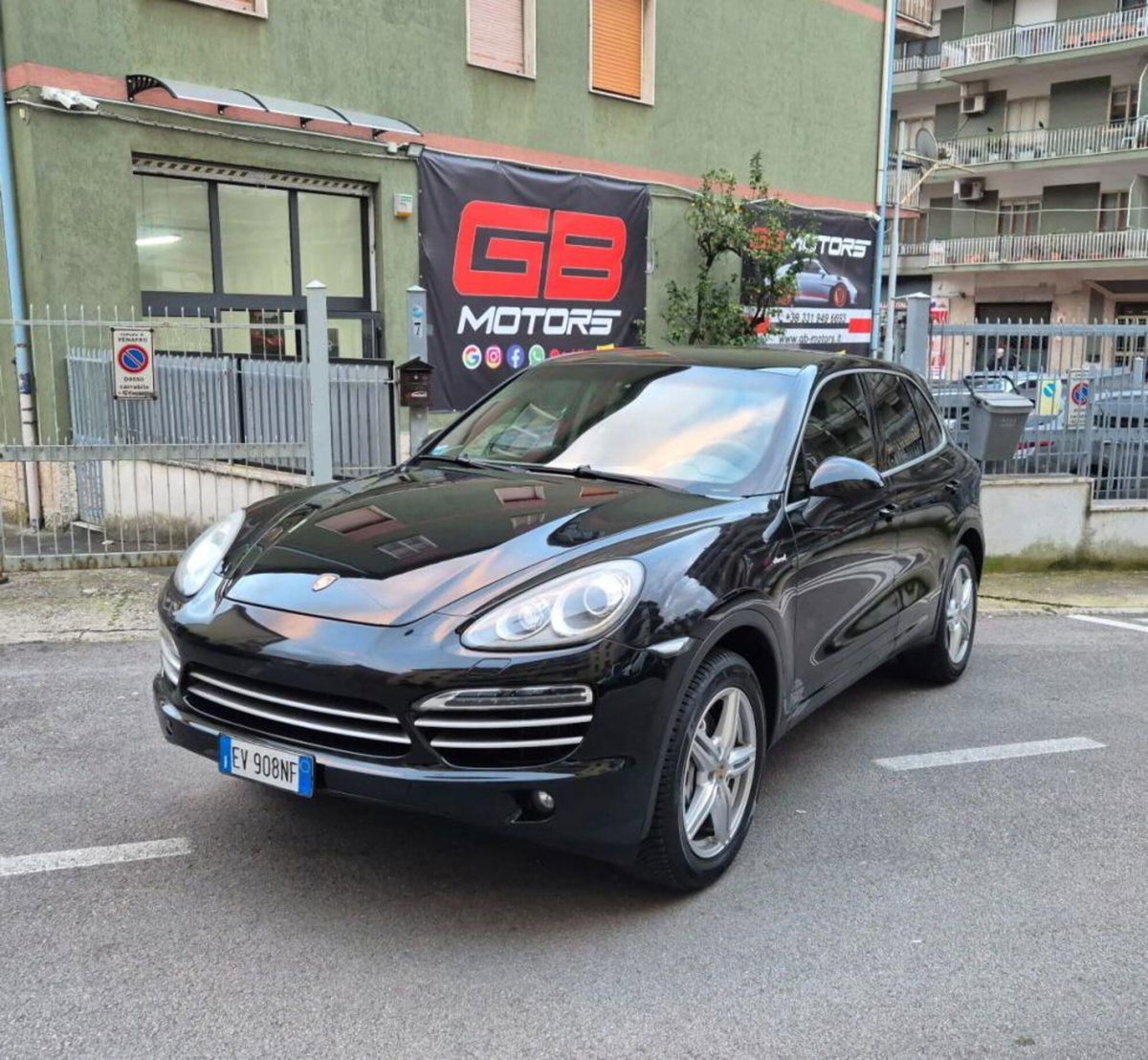 Porsche Cayenne 3.0 Diesel Platinum Edition (5)