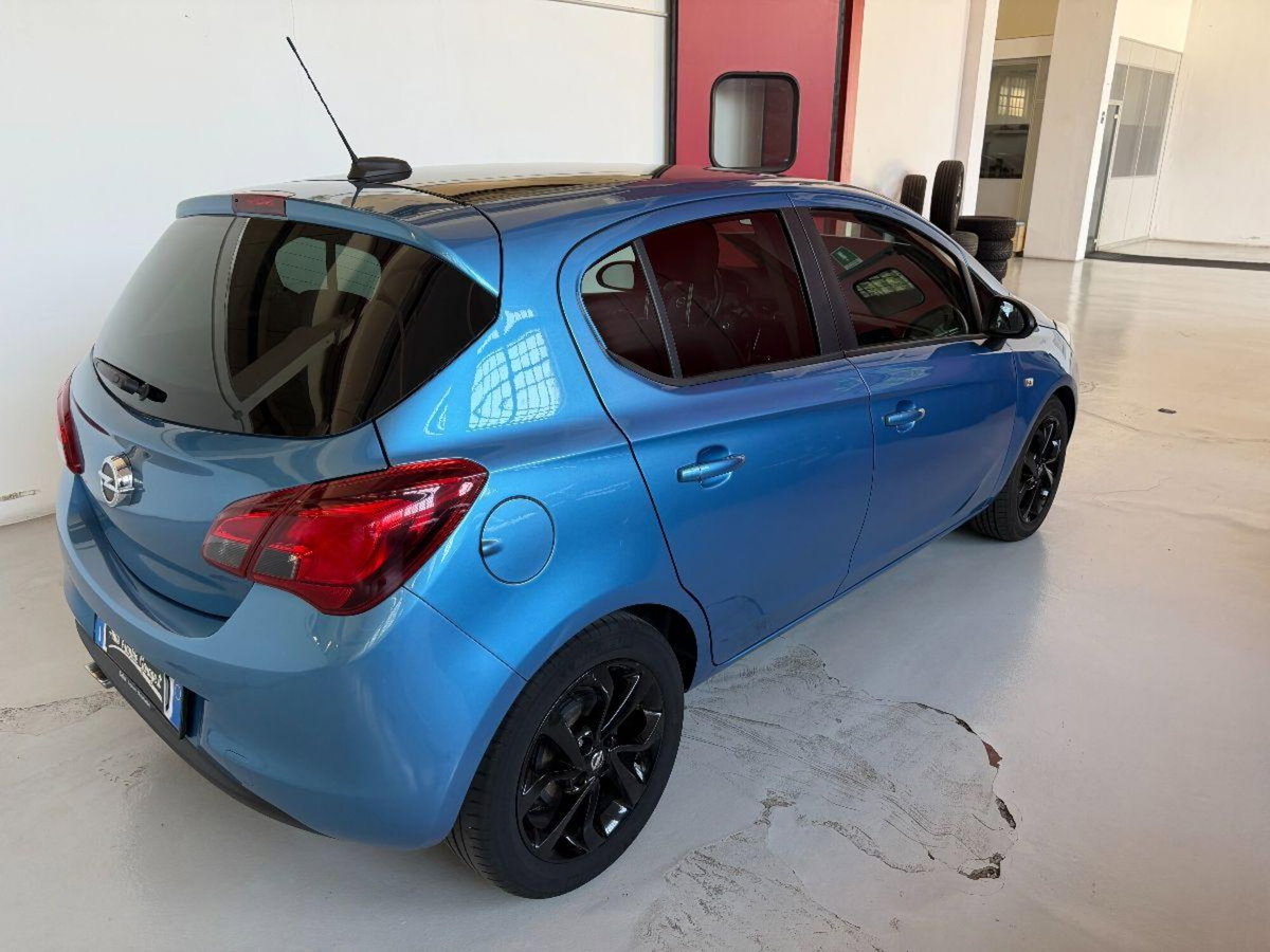 Opel Corsa 1.4 5 porte Innovation (12)