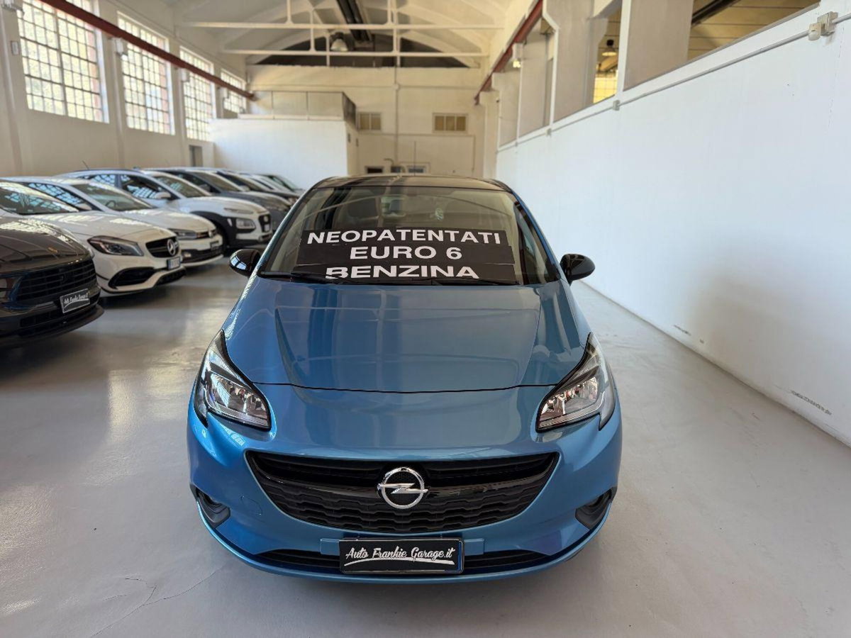 Opel Corsa 1.4 5 porte Innovation (2)