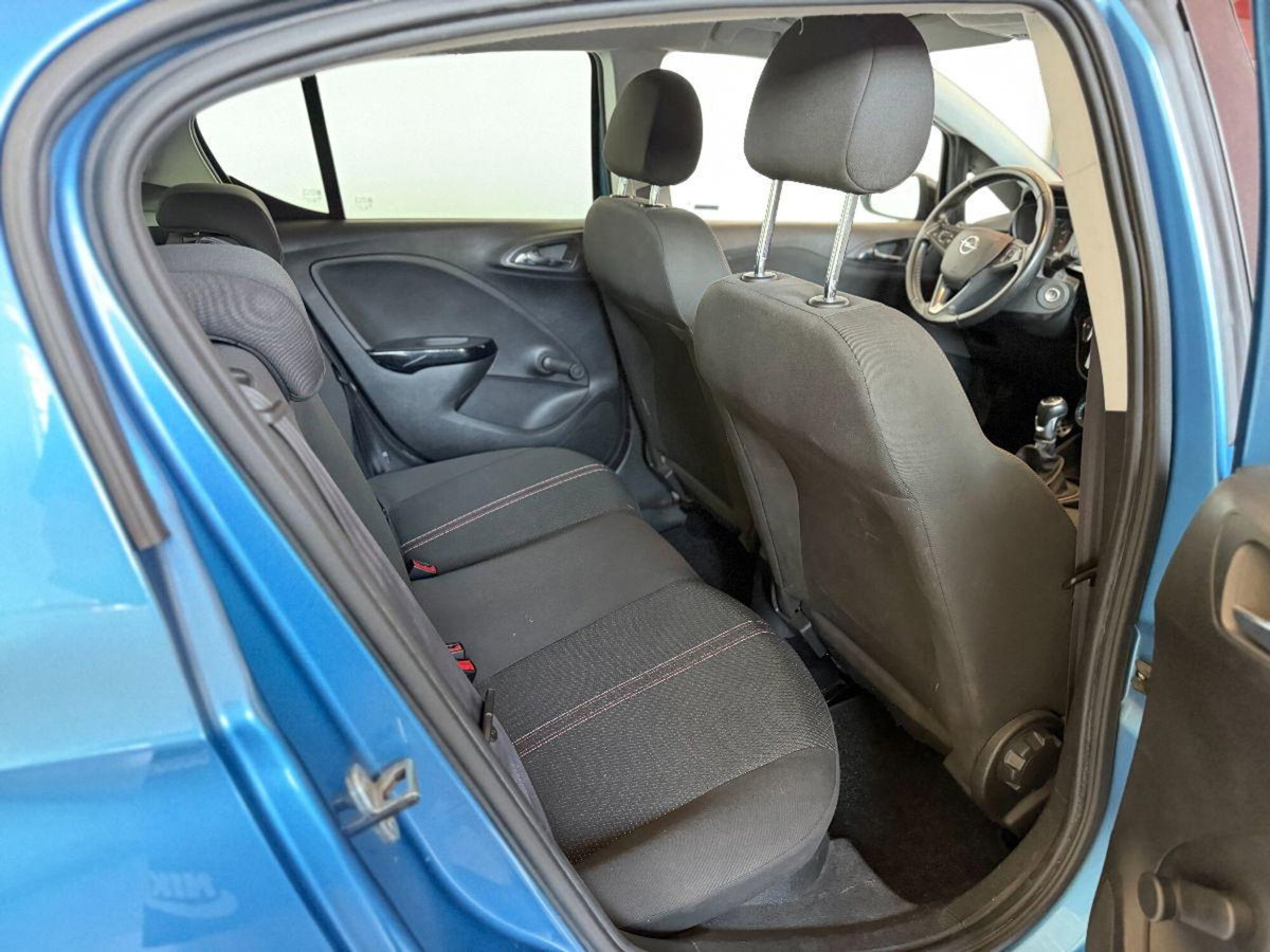 Opel Corsa 1.4 5 porte Innovation (7)