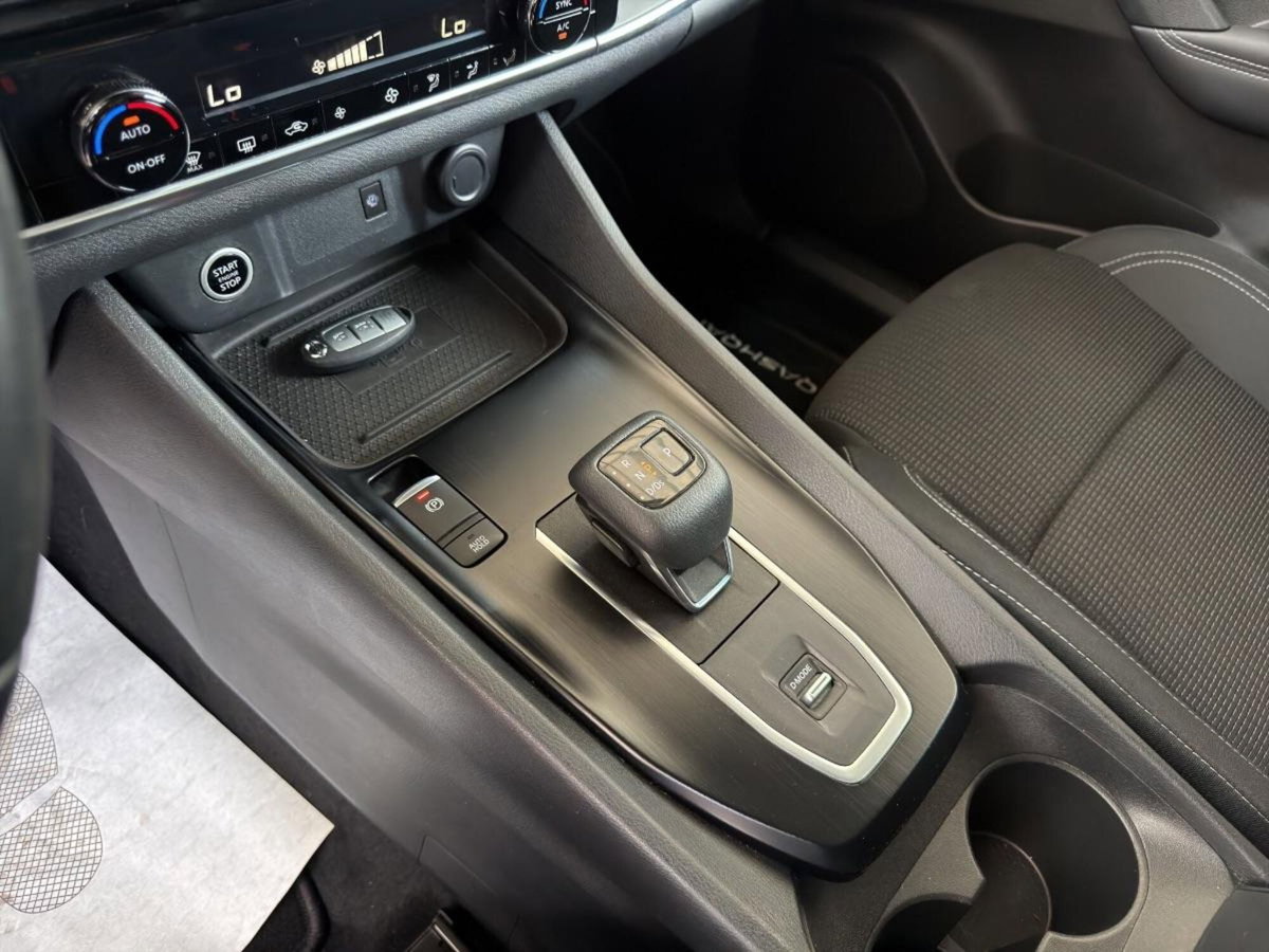 Nissan Qashqai 1.3 mhev Business 2wd 158cv xtronic (17)