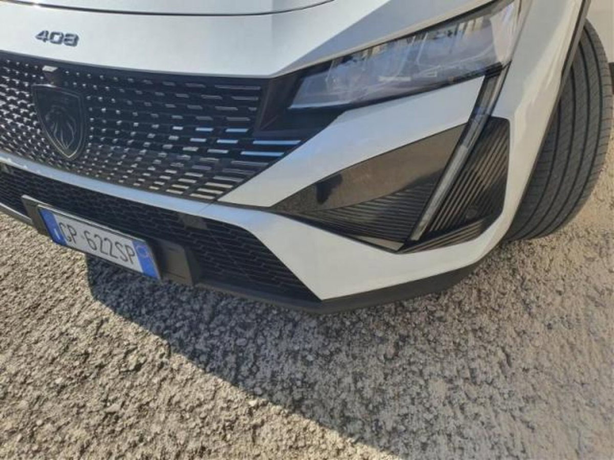Peugeot 408 1.2 puretech Allure s&s 130cv eat8 (3)