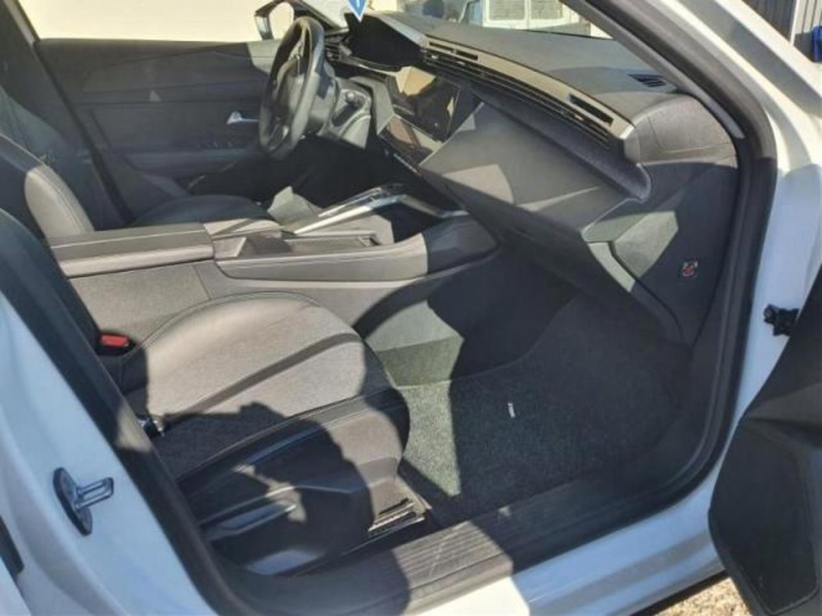 Peugeot 408 1.2 puretech Allure s&s 130cv eat8 (4)