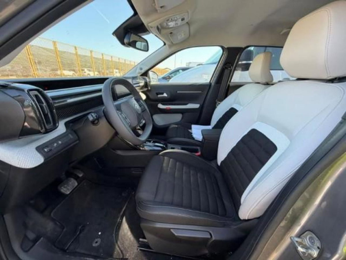 Citroen C3 Aircross 1.2 hybrid Max 145cv edcs6 (4)