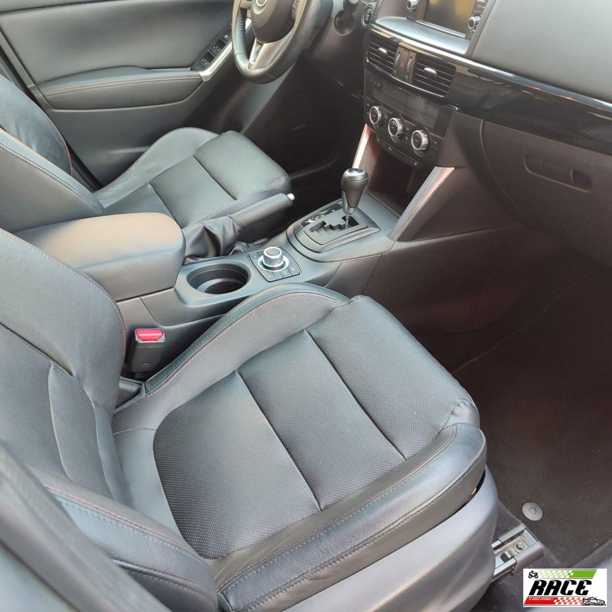 Mazda CX-5 2.2L Skyactiv-D 175CV 4WD Exceed (17)