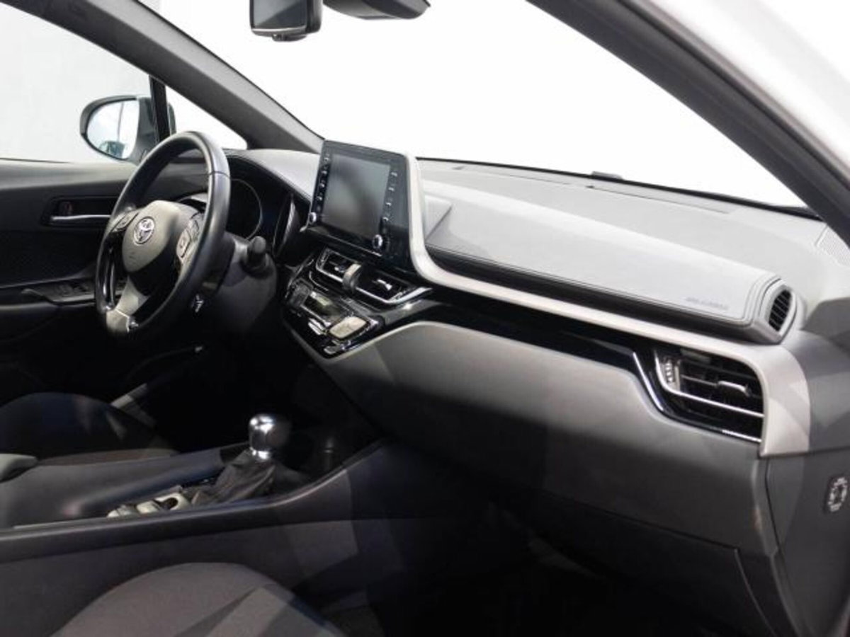 Toyota Toyota C-HR 1.8 Hybrid E-CVT Style (13)