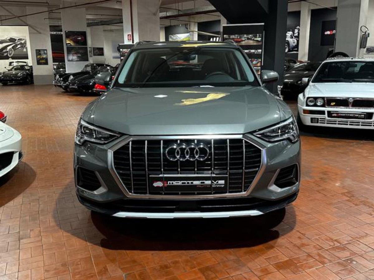 Audi Q3 35 TFSI S tronic Business Advanced (2)