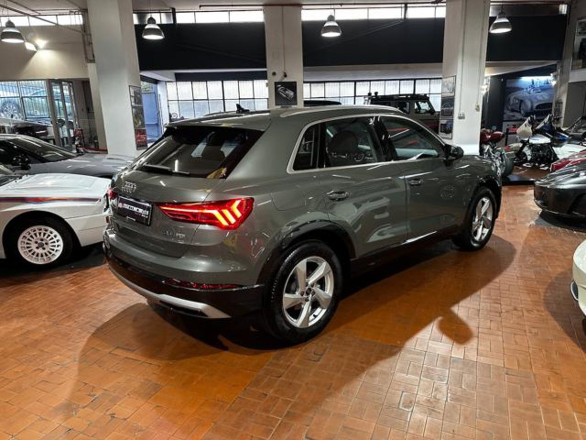 Audi Q3 35 TFSI S tronic Business Advanced (4)