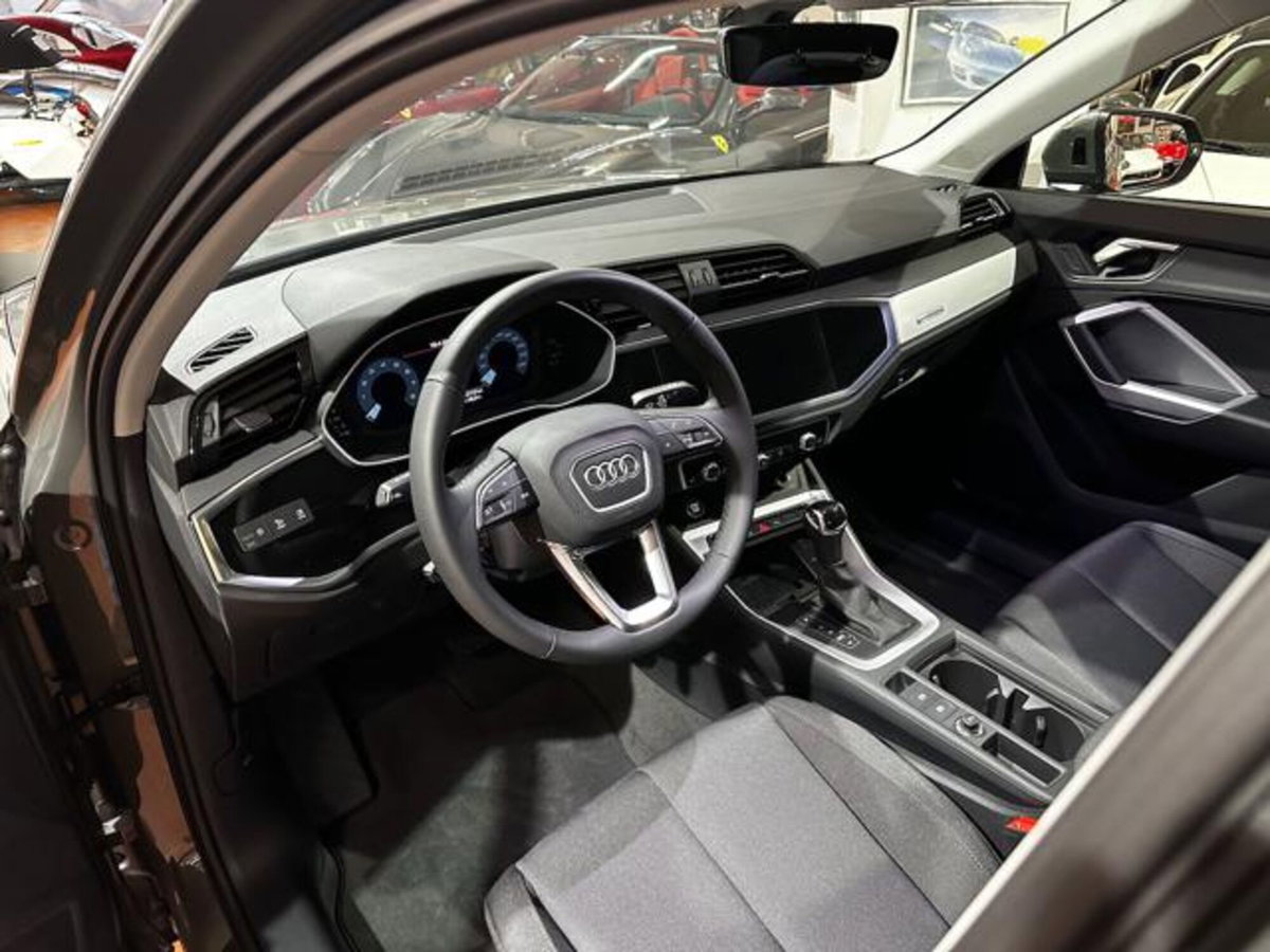 Audi Q3 35 TFSI S tronic Business Advanced (7)