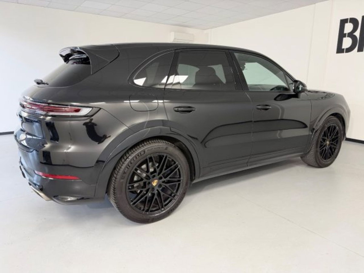 Porsche Cayenne 3.0 V6 (9)
