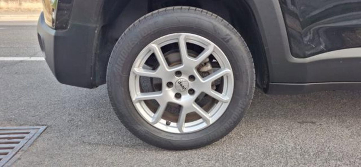 Jeep Renegade 1.5 turbo t4 mhev Renegade 2wd dct (8)