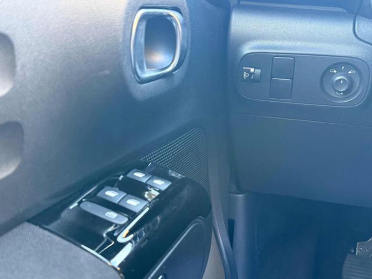 Citroen C3 Aircross 1.2 puretech Max s&s 110cv (16)