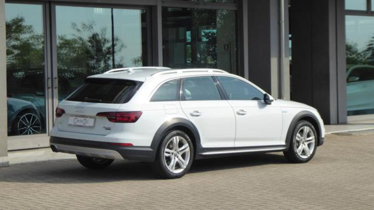 Audi A4 Allroad 2.0 TDI 190 CV (3)