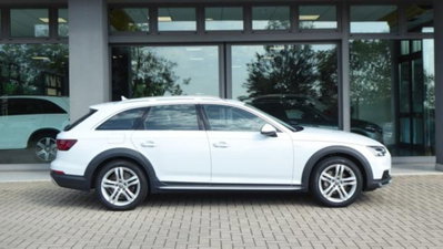 Audi A4 Allroad 2.0 TDI 190 CV (4)