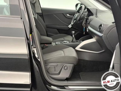 Audi Q2 Q2 35 TFSI Identity Black (9)