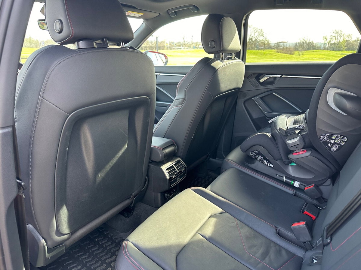 Audi Q3 Sportback 40 TDI quattro S tronic S line edition (9)
