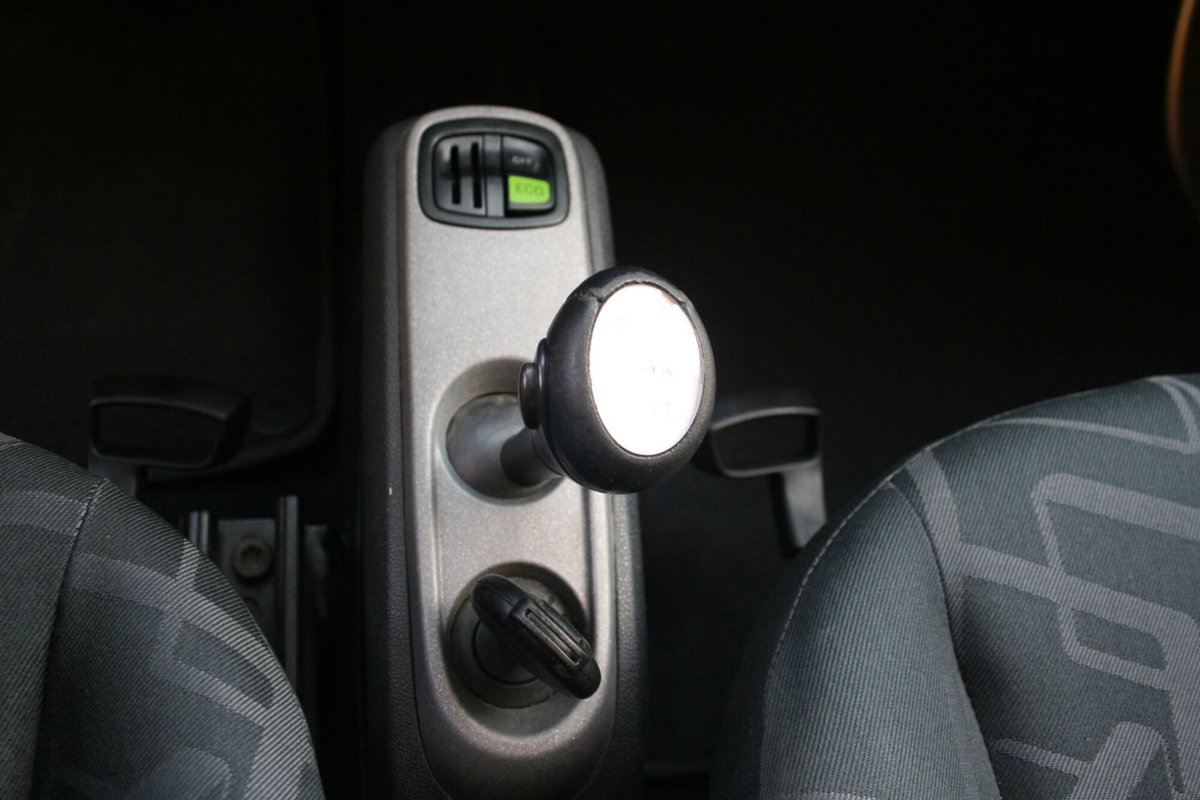 smart Fortwo 1000 52 kW MHD coupé passion (12)