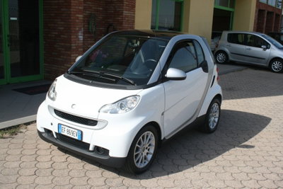 smart Fortwo 1000 52 kW MHD coupé passion (2)