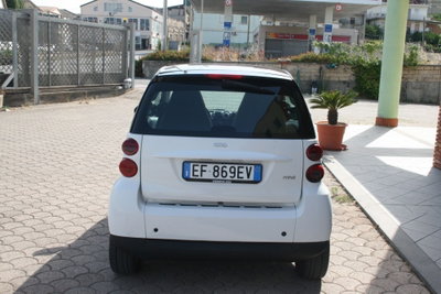 smart Fortwo 1000 52 kW MHD coupé passion (4)