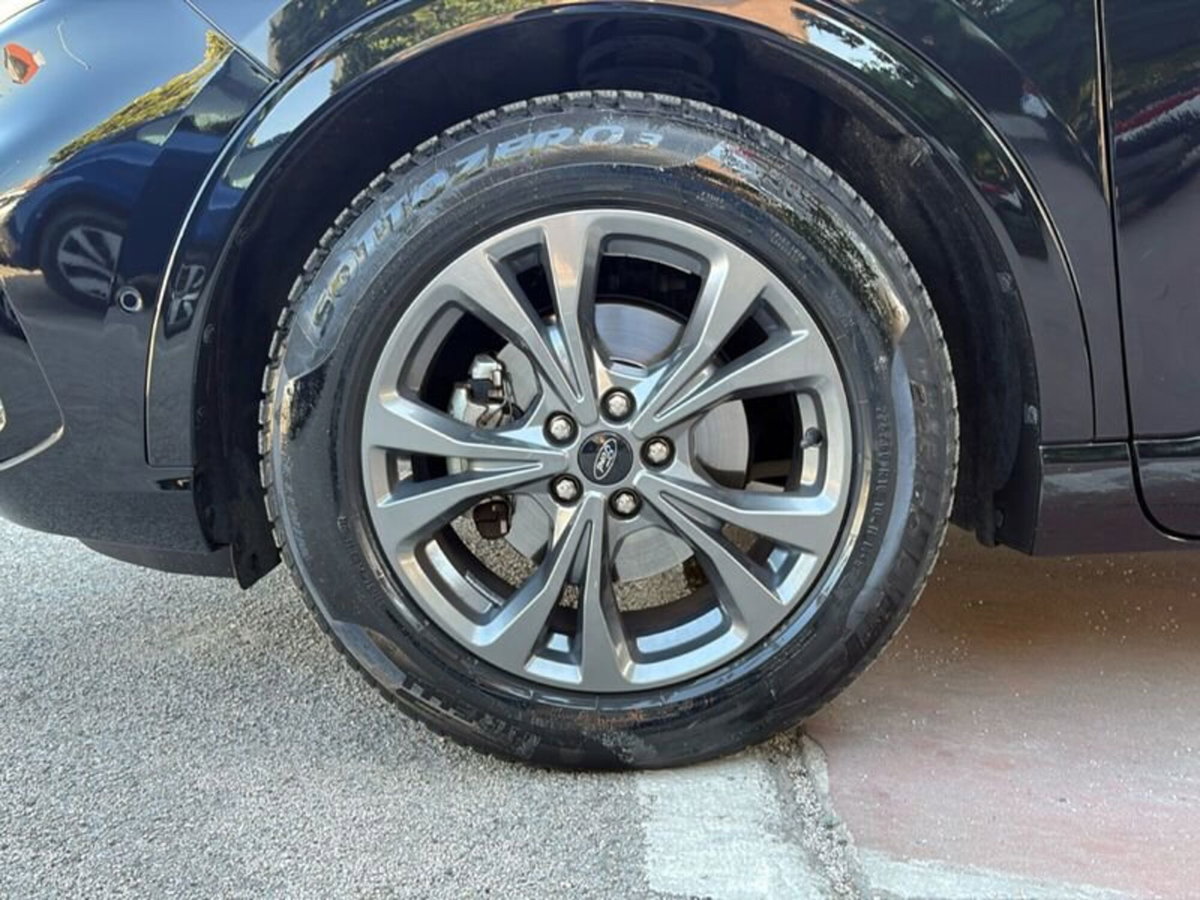 Ford Kuga 2.5 Full Hybrid 190 CV CVT 2WD ST-Line Design (10)