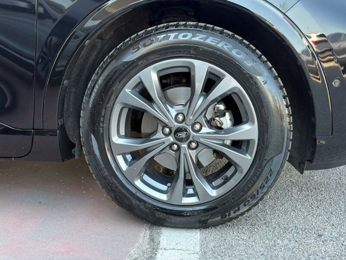 Ford Kuga 2.5 Full Hybrid 190 CV CVT 2WD ST-Line Design (11)