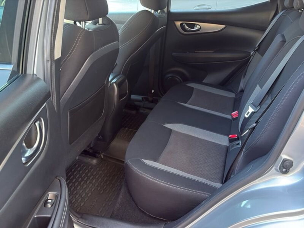 Nissan Qashqai 1.5 dCi 115 CV N-Connecta (15)