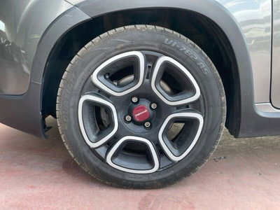Fiat Panda 1.0 FireFly S&S Hybrid City Cross (10)