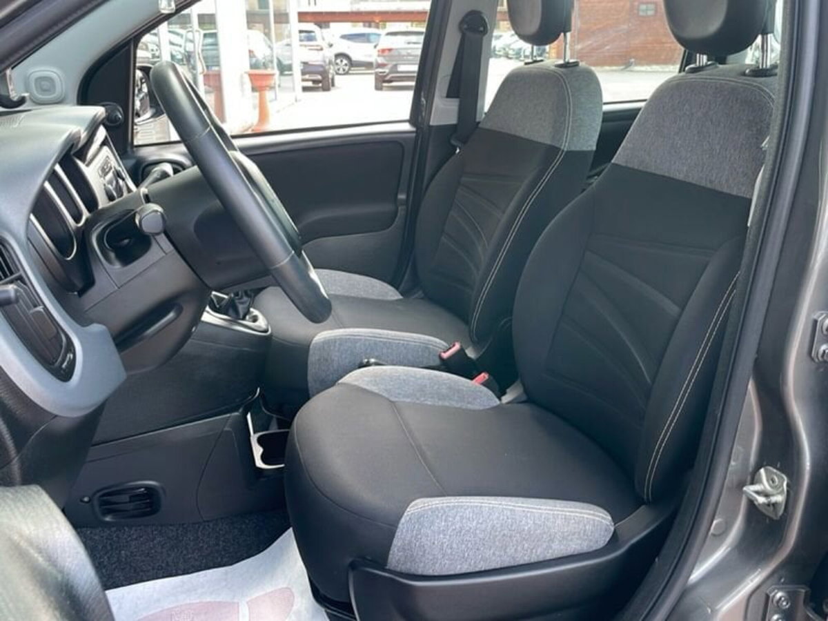 Fiat Panda 1.0 FireFly S&S Hybrid City Cross (11)