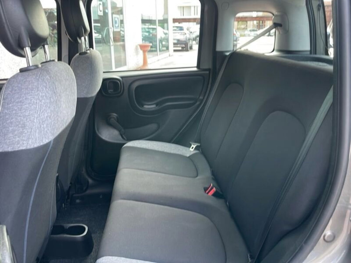 Fiat Panda 1.0 FireFly S&S Hybrid City Cross (12)
