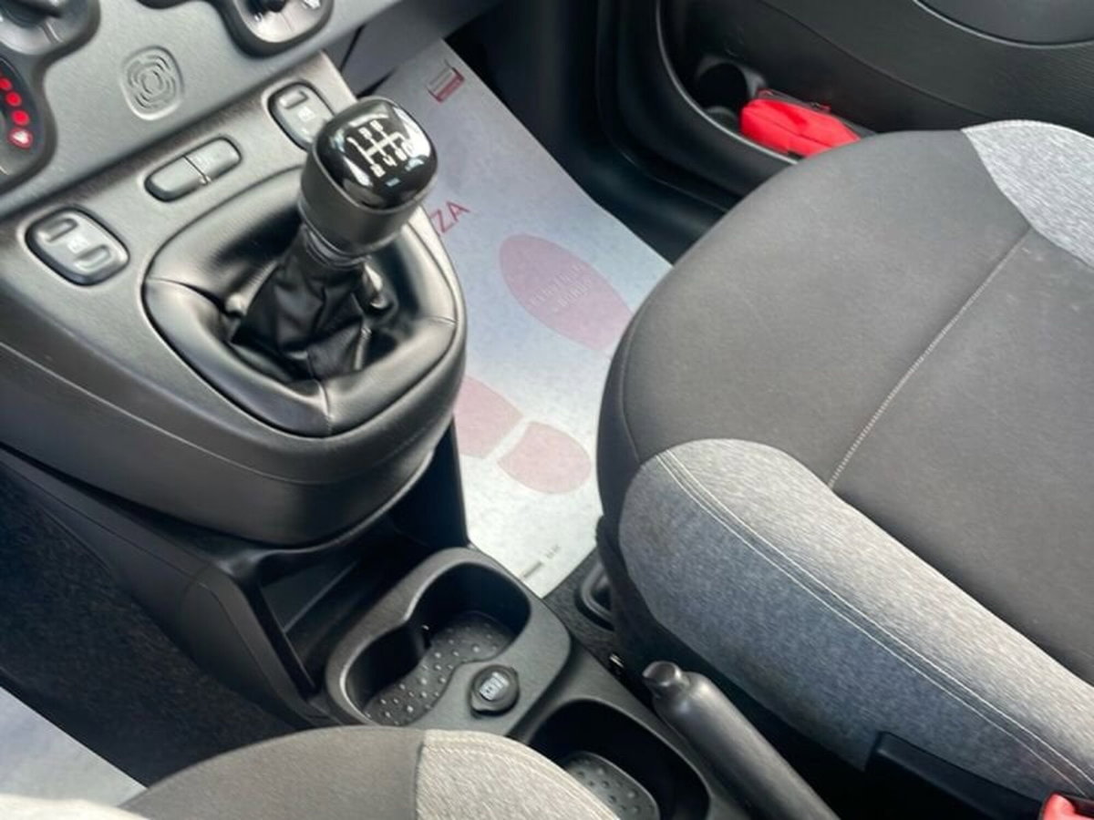 Fiat Panda 1.0 FireFly S&S Hybrid City Cross (15)