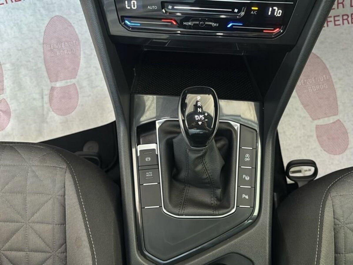 Volkswagen Tiguan Allspace 2.0 tdi Life 150cv dsg (17)