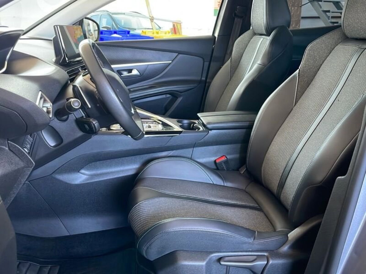 Peugeot 3008 BlueHDi 130 S&S EAT8 Allure Pack (11)