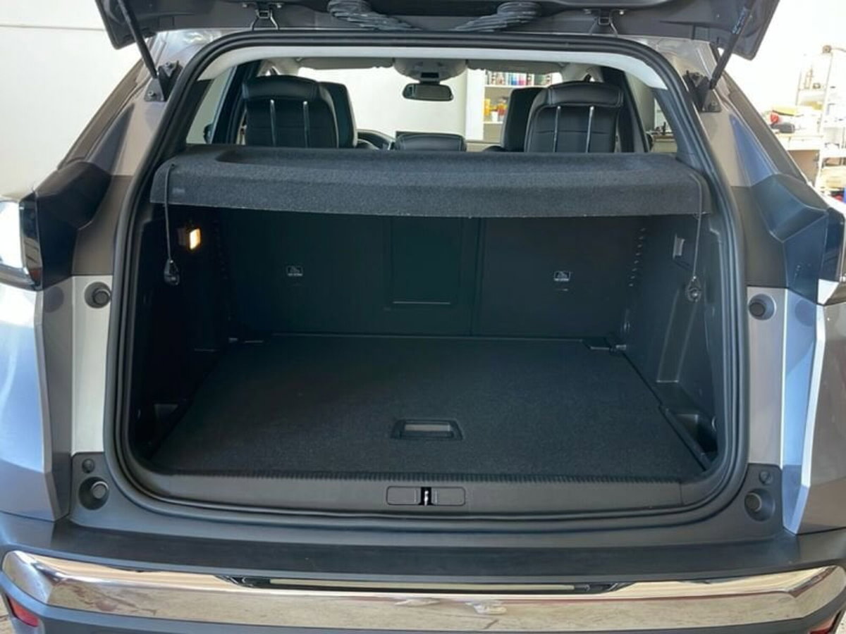 Peugeot 3008 BlueHDi 130 S&S EAT8 Allure Pack (9)