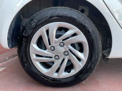 Hyundai i10 1.0 MPI Advanced (14)