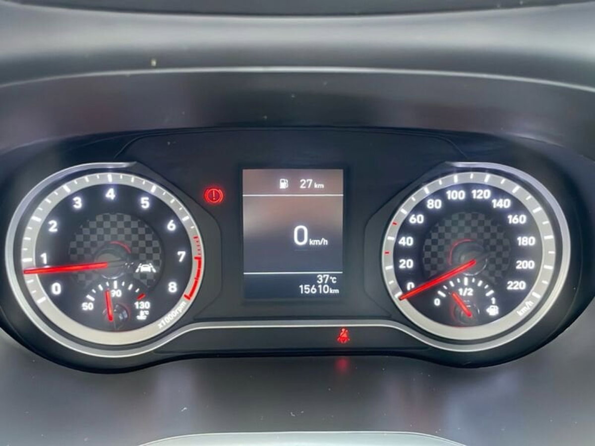 Hyundai i10 1.0 MPI Advanced (19)
