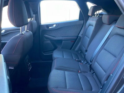 Ford Kuga 2.0 TDCI 150 CV S&S 2WD ST-Line (12)