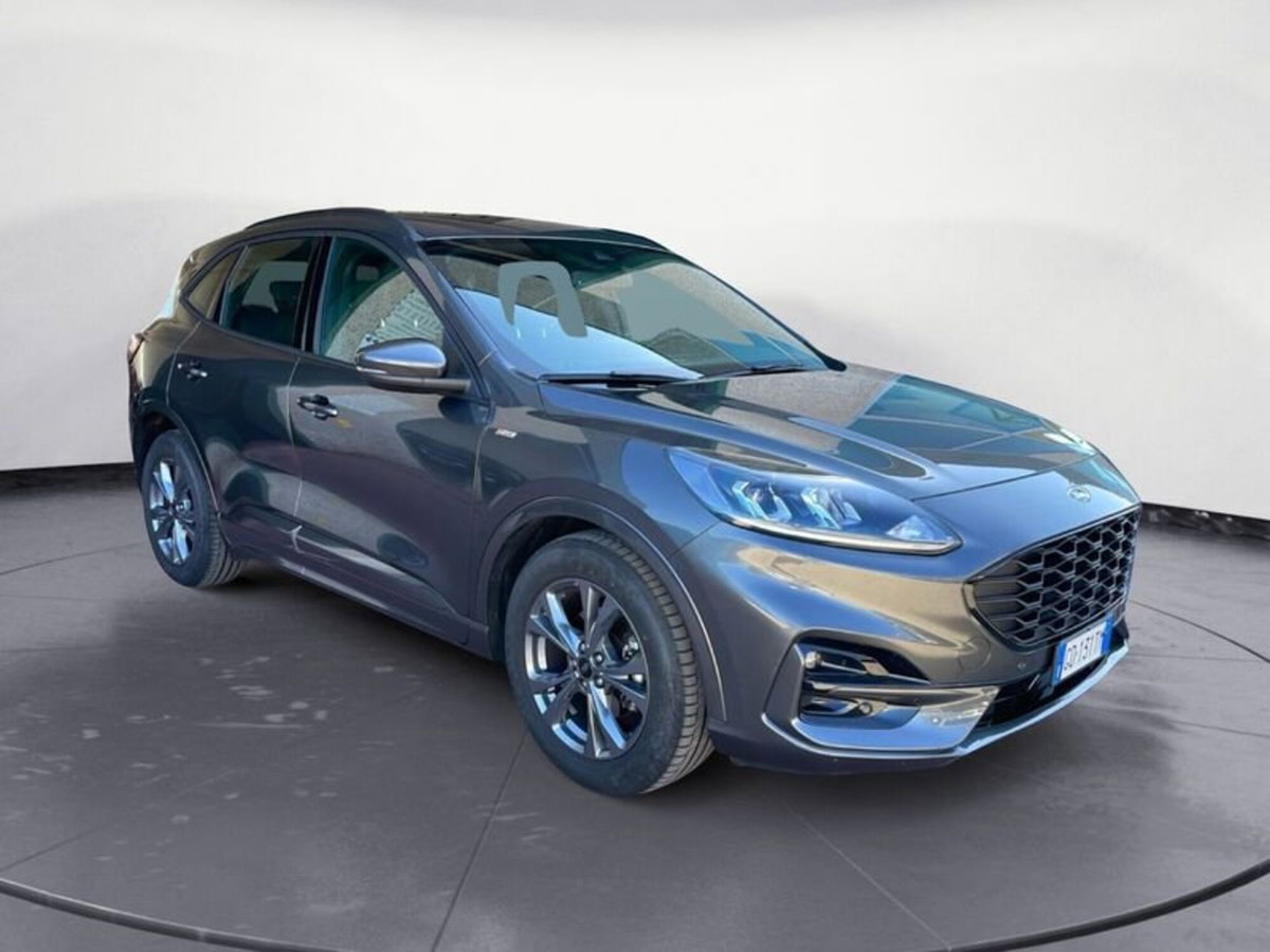 Ford Kuga 2.0 TDCI 150 CV S&S 2WD ST-Line (3)