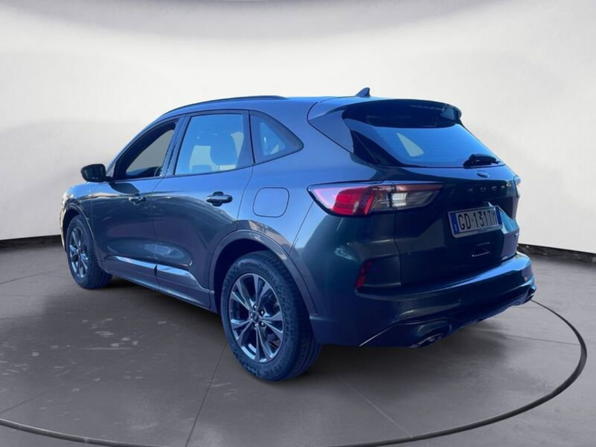 Ford Kuga 2.0 TDCI 150 CV S&S 2WD ST-Line (7)