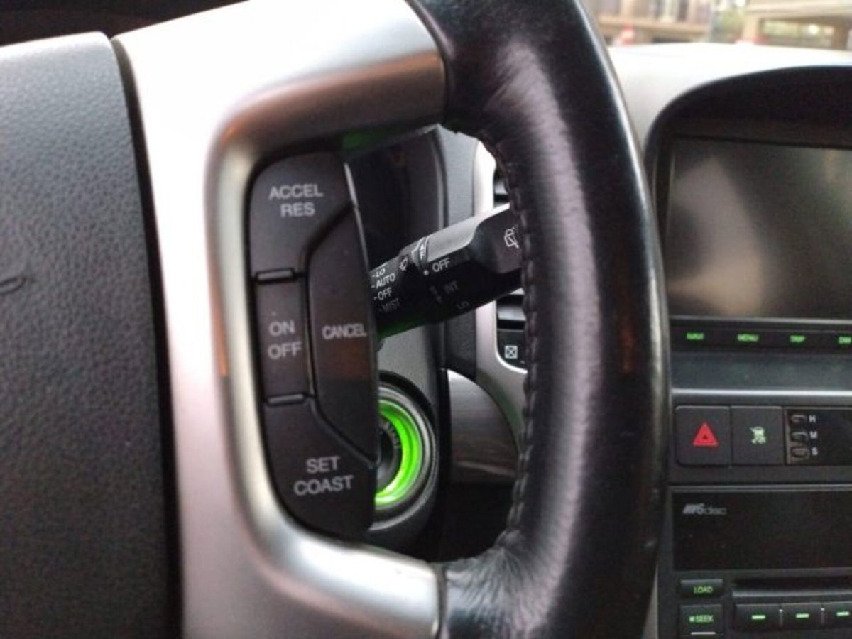 Chevrolet Captiva 2.0 VCDi LTZ (10)