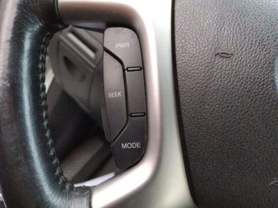 Chevrolet Captiva 2.0 VCDi LTZ (12)
