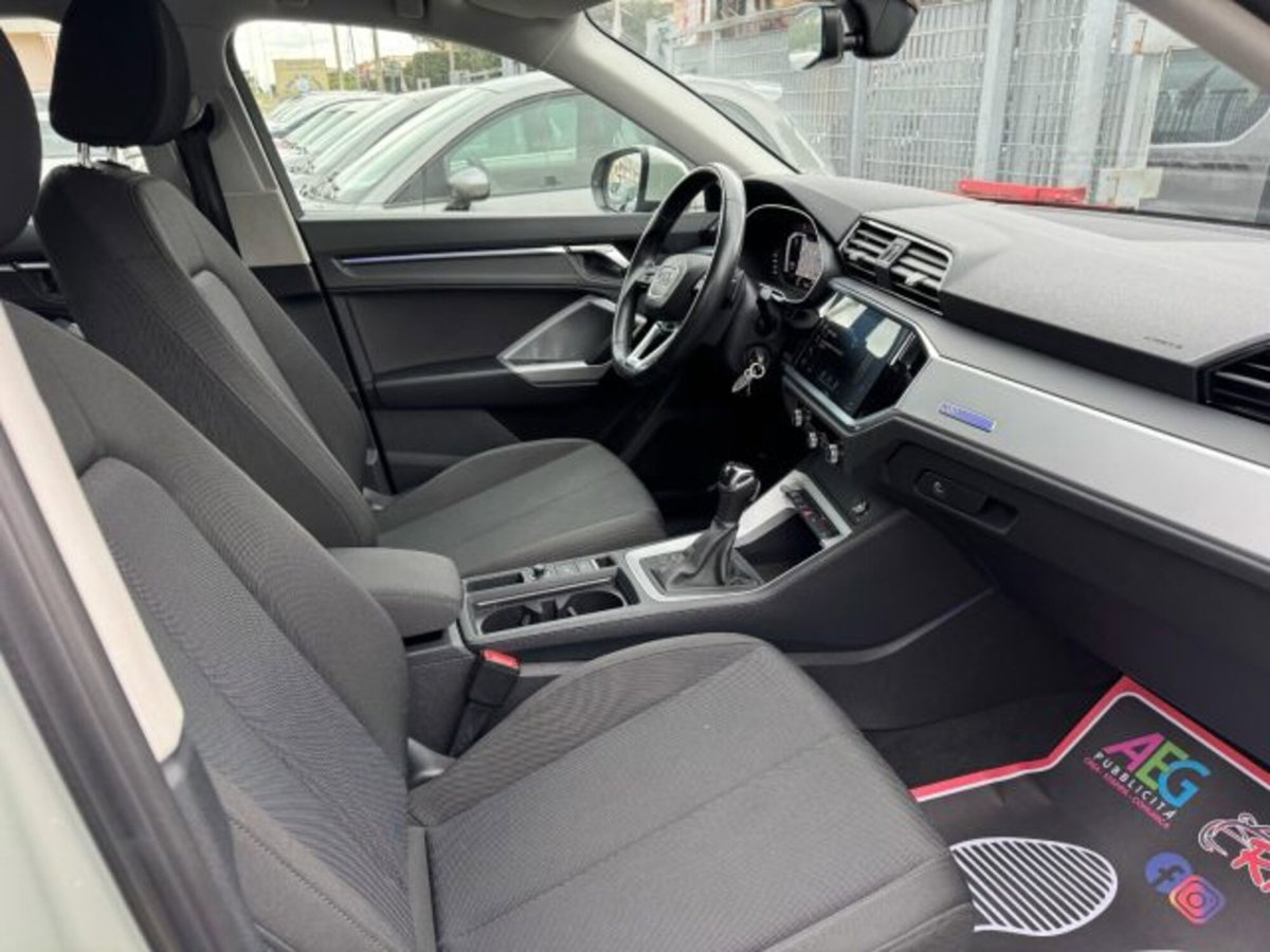 Audi Q3 Sportback 35 TDI quattro S tronic Business Plus (18)