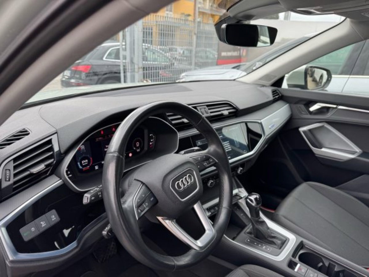 Audi Q3 Sportback 35 TDI quattro S tronic Business Plus (9)