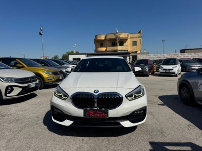 BMW Serie 1 116d 2.0 116CV cat 5 porte Attiva DPF (2)