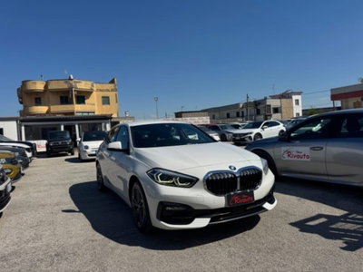 BMW Serie 1 116d 2.0 116CV cat 5 porte Attiva DPF (4)